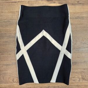 Marciano Black White Luxury Designer Pencil Skirt Bandage Pattern Stretch XS